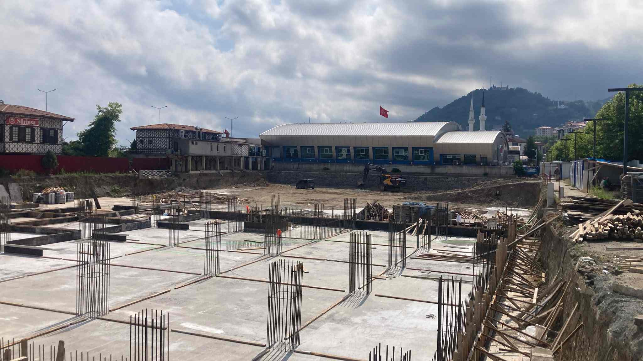 Sürmene Pazar Yeri ve Otopark